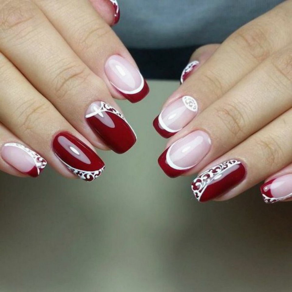 Бордовый френч на короткие ногти