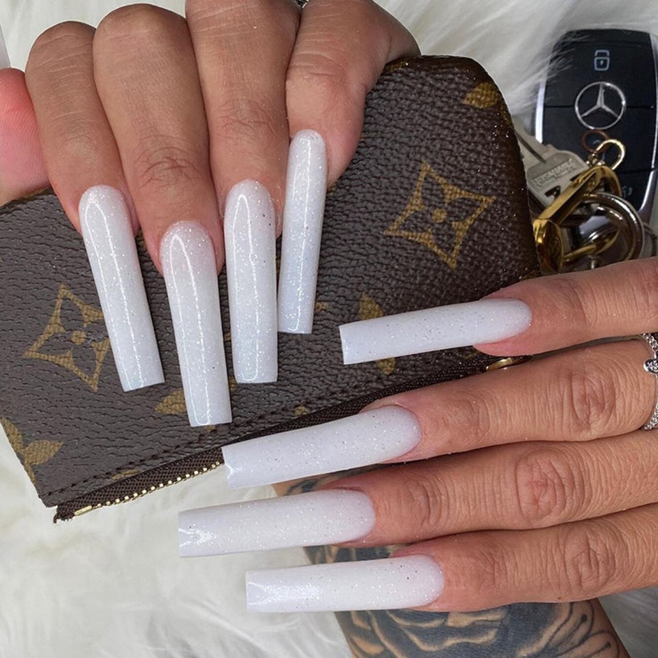 Маникюр на длинные ногти балерина 2021