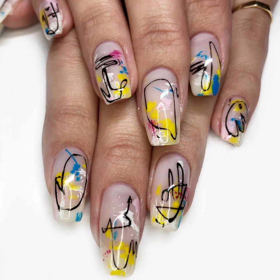 Маникюр абстракция