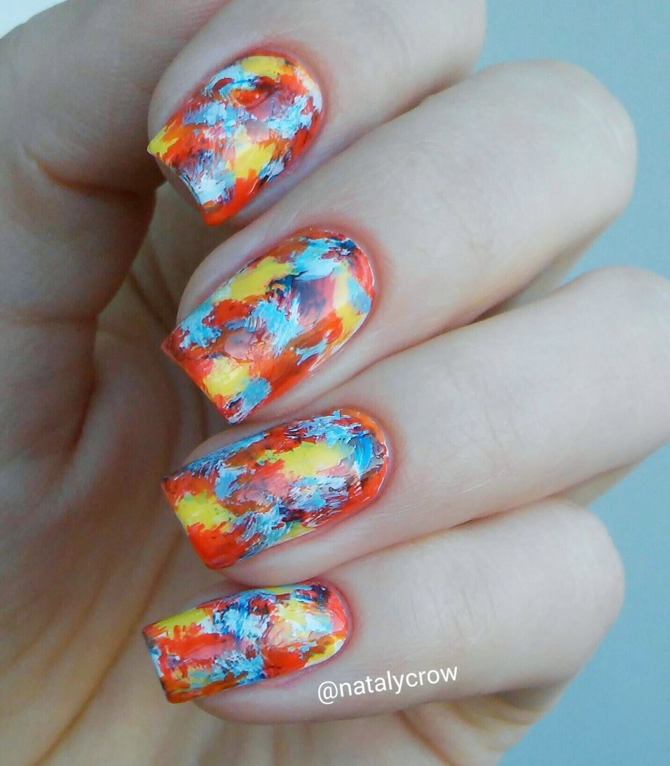 Маникюр розовый с ярким акцентом