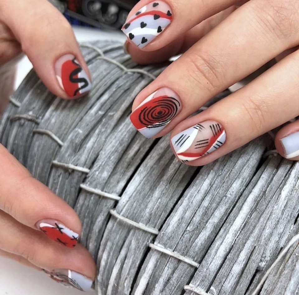 Геометрия на ногтях