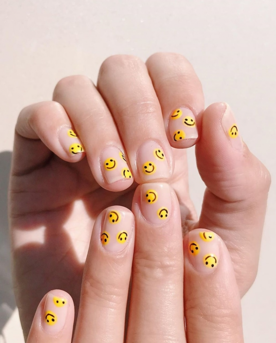 Детский маникюр