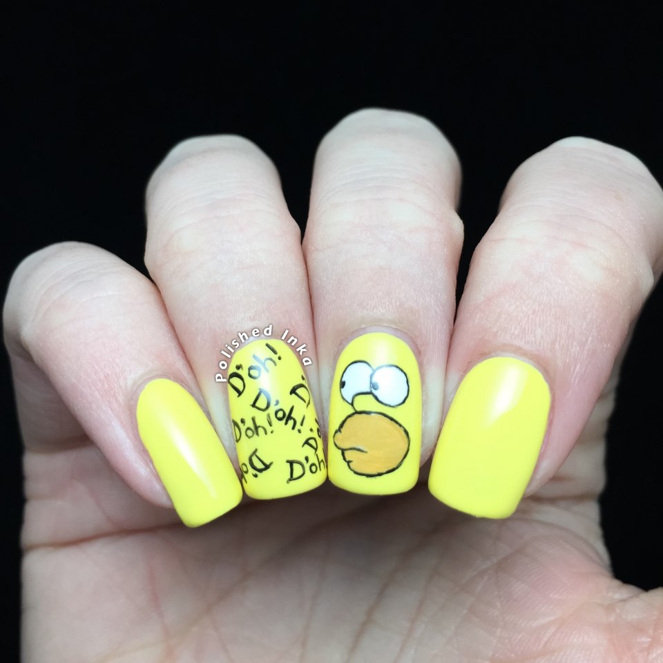 Жёлтый маникюр на короткие ногти