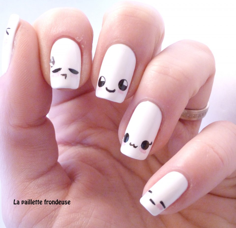 Ногти со смайликами