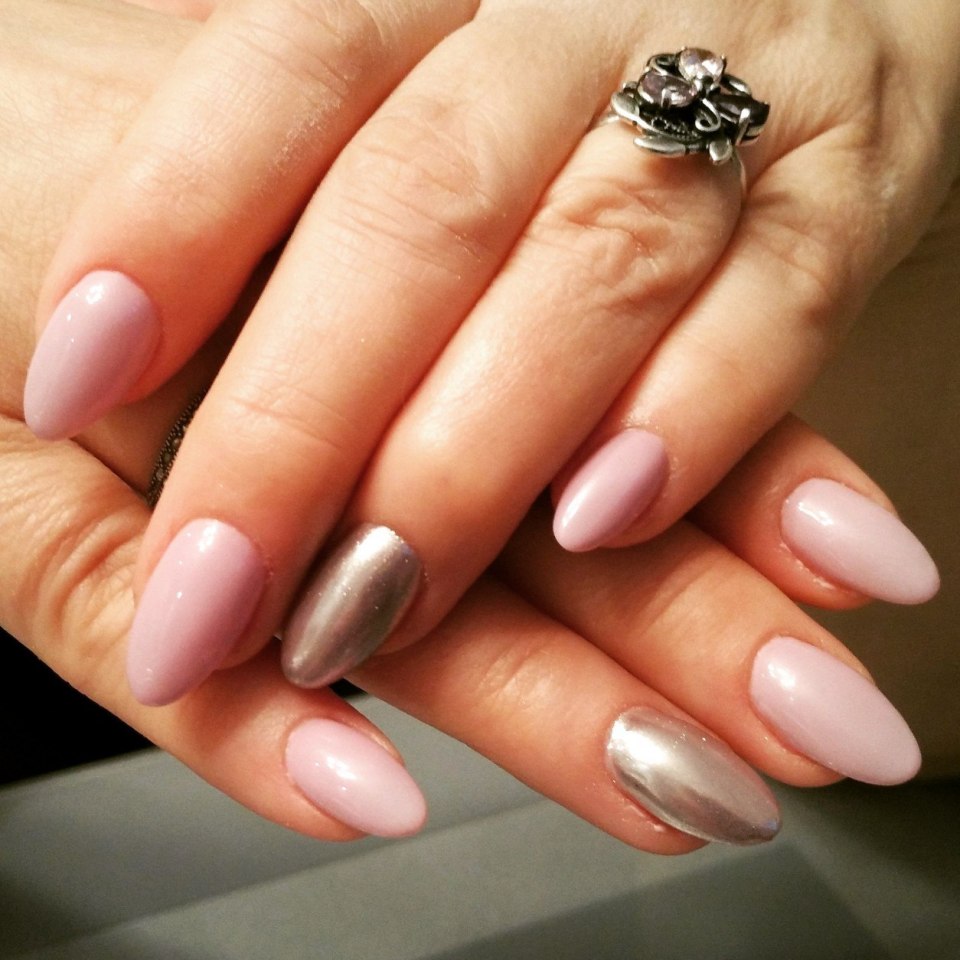 Гелевые ногти овальные