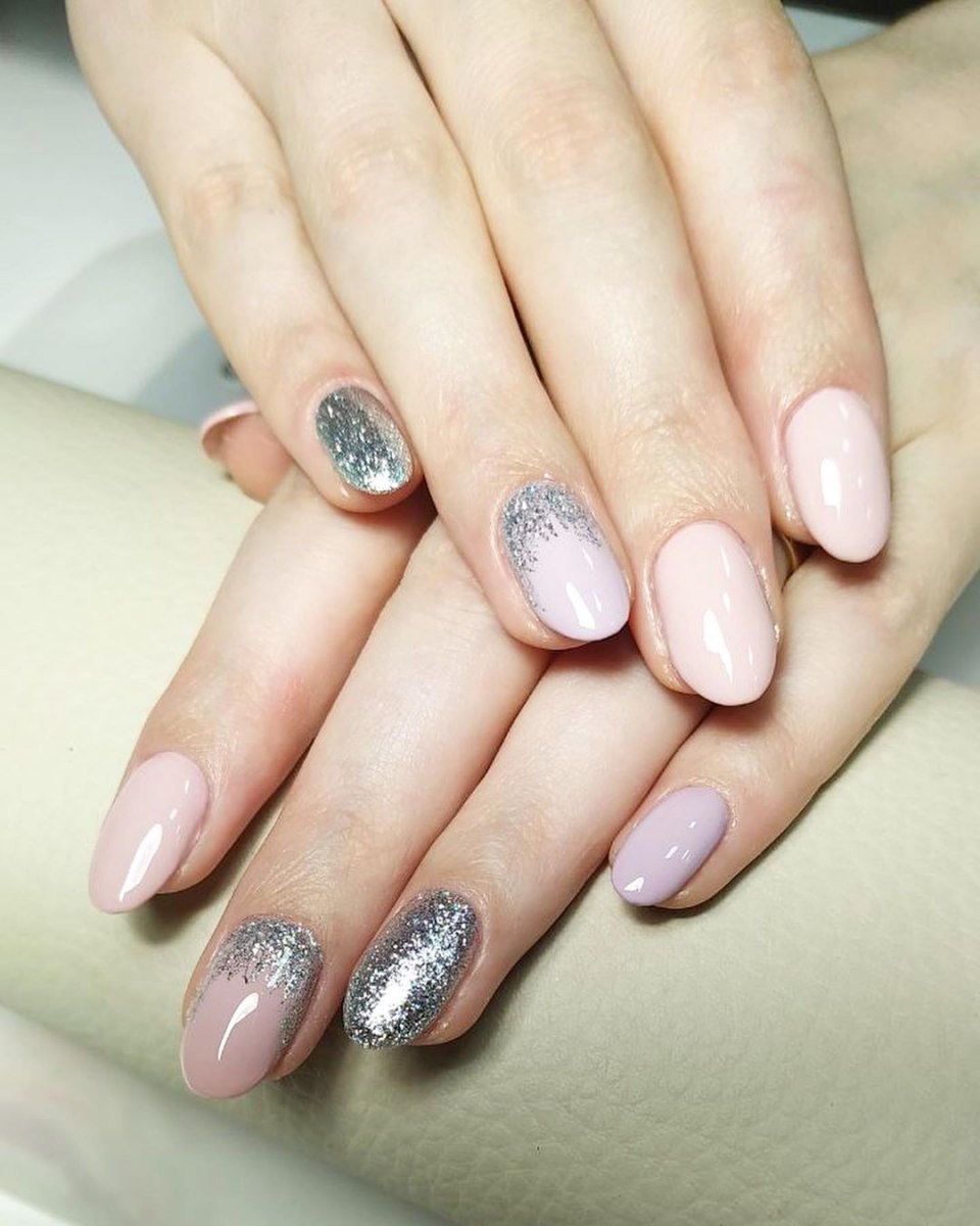 Овальный маникюр