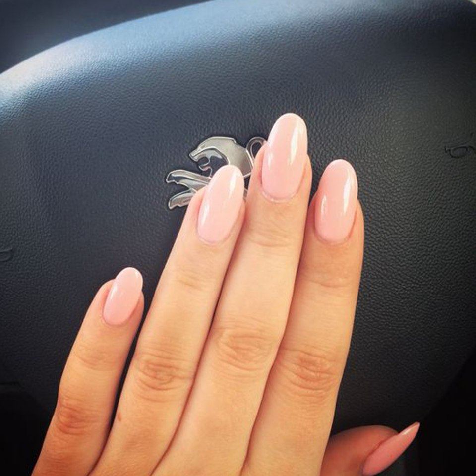 Шеллак френч миндаль