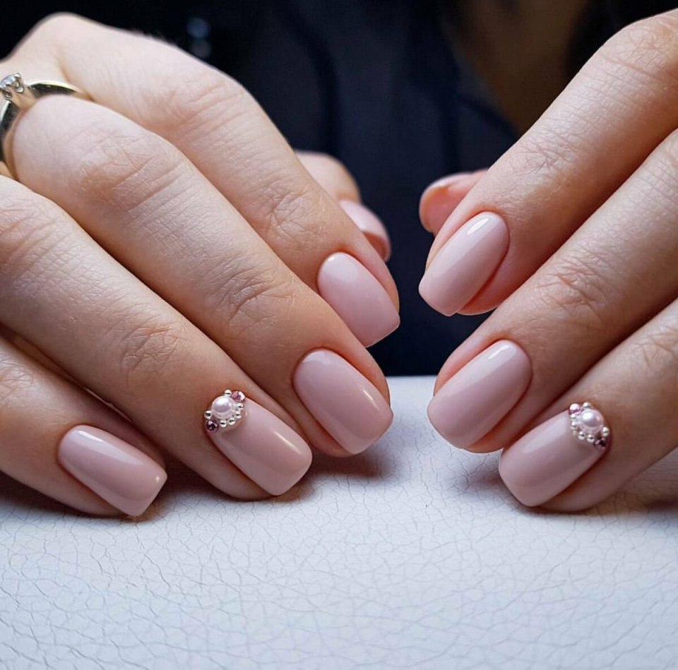 Маникюр для офиса