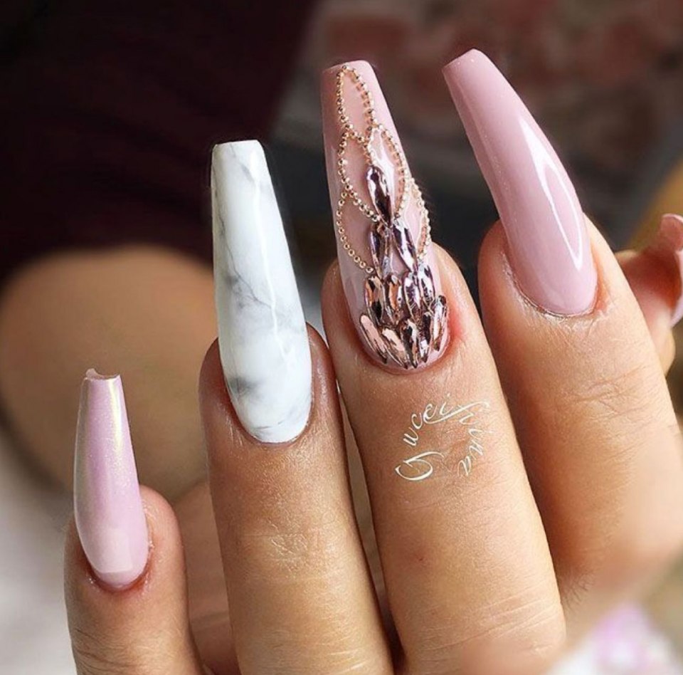 Маникюр на длинные