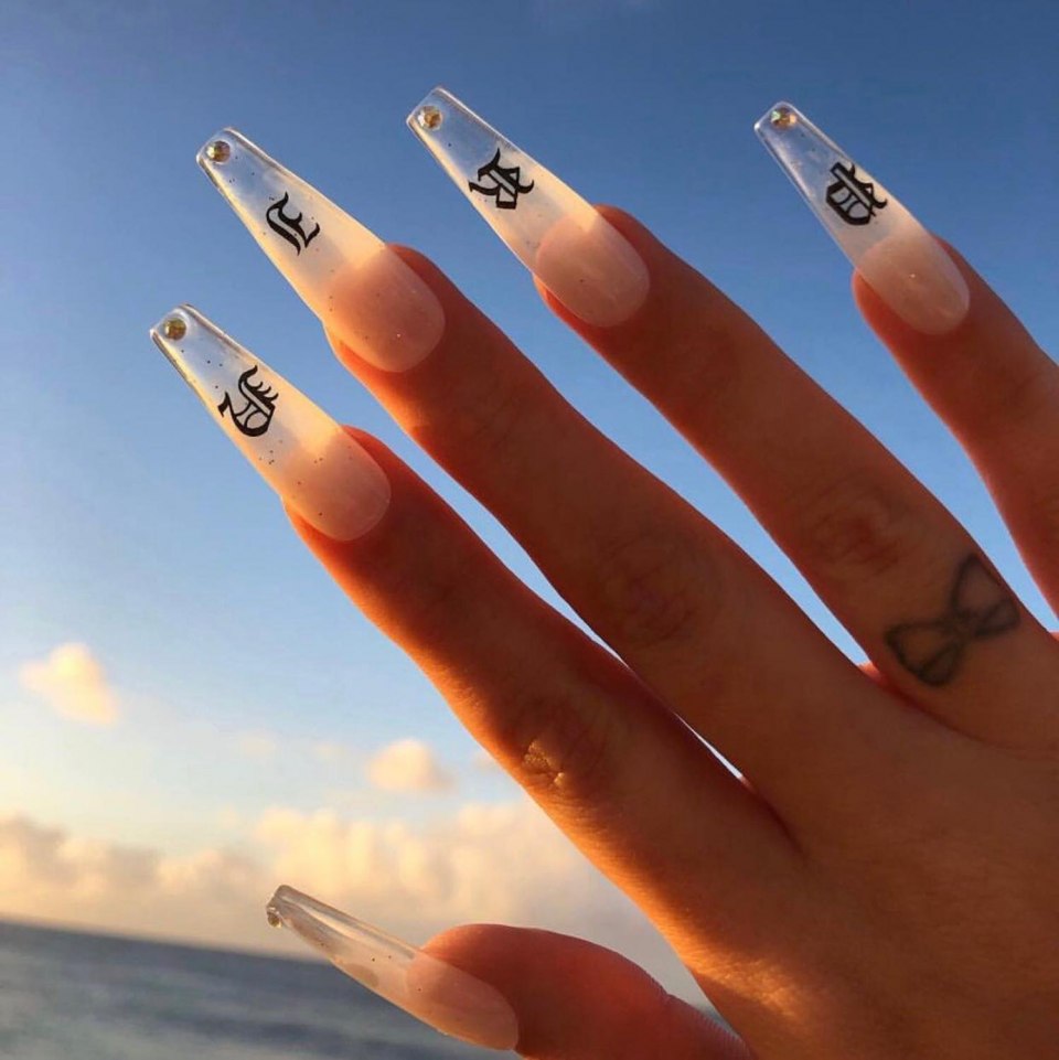 Маникюр для подростков на длинные ногти