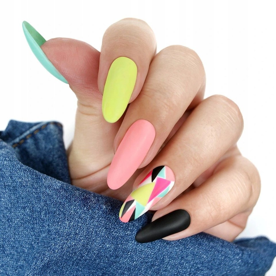 Черно желтый маникюр