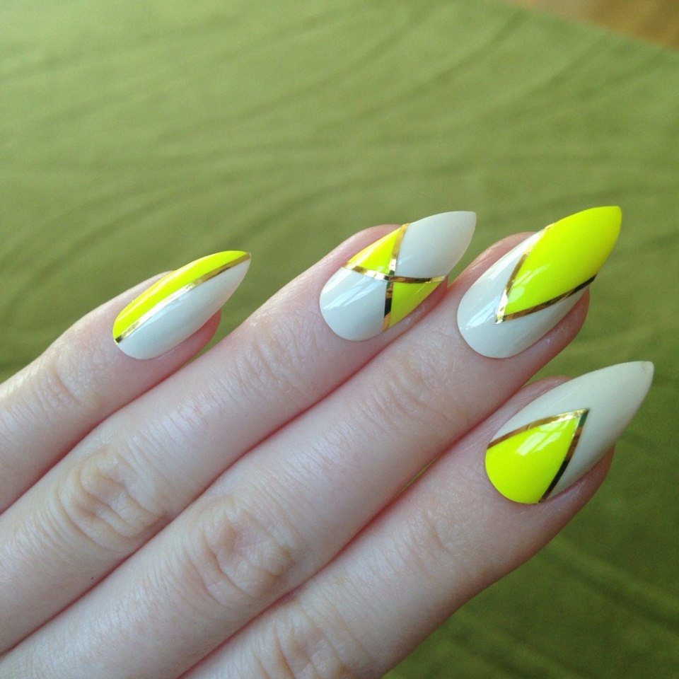 Маникюр френч цветной