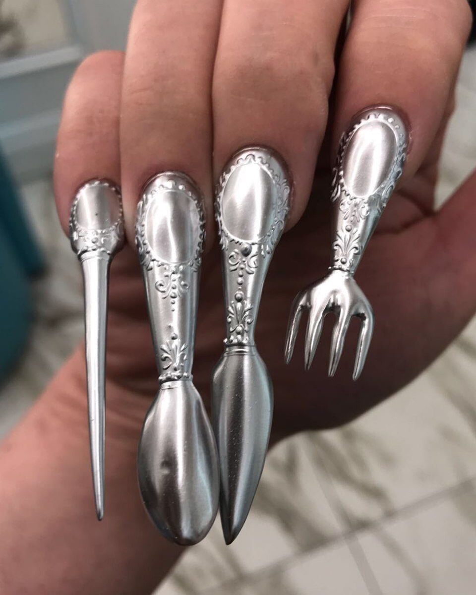 Самые страшные ногти в мире