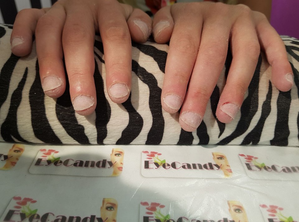 Карди би и Ники Минаж ногти