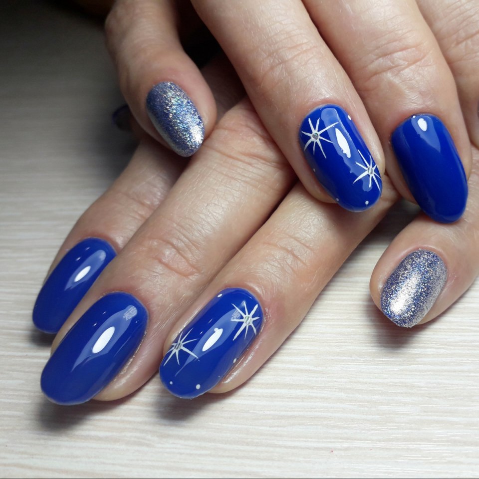 Ногти 2021 синие