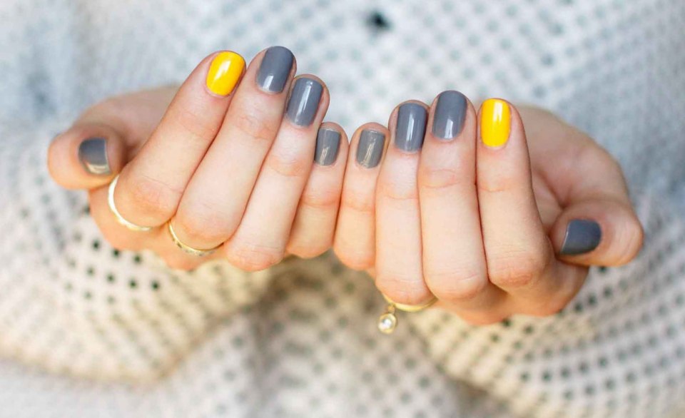 Идеальное сочетание цветов в маникюре