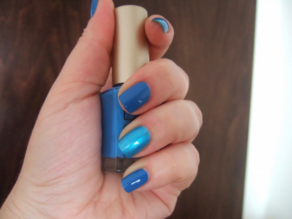 Маникюр 2 цвета