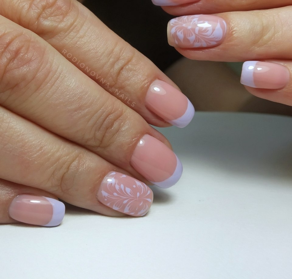 Френч Нэилс