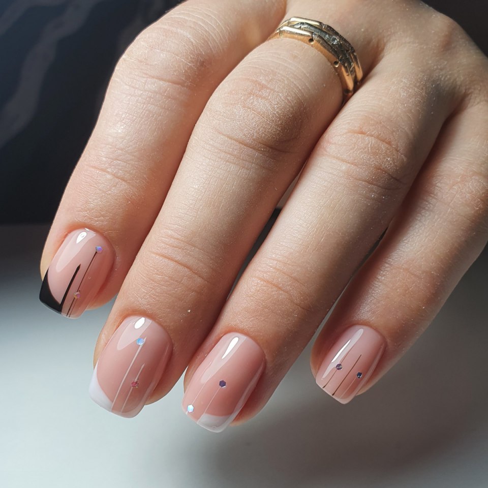 Нежный маникюр