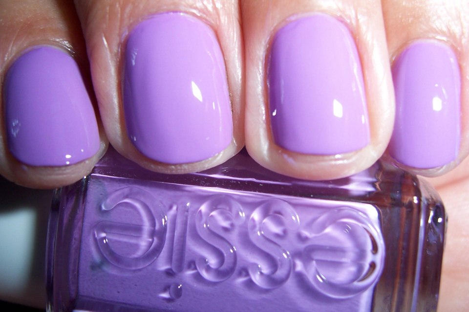 Essie Nail Color 102