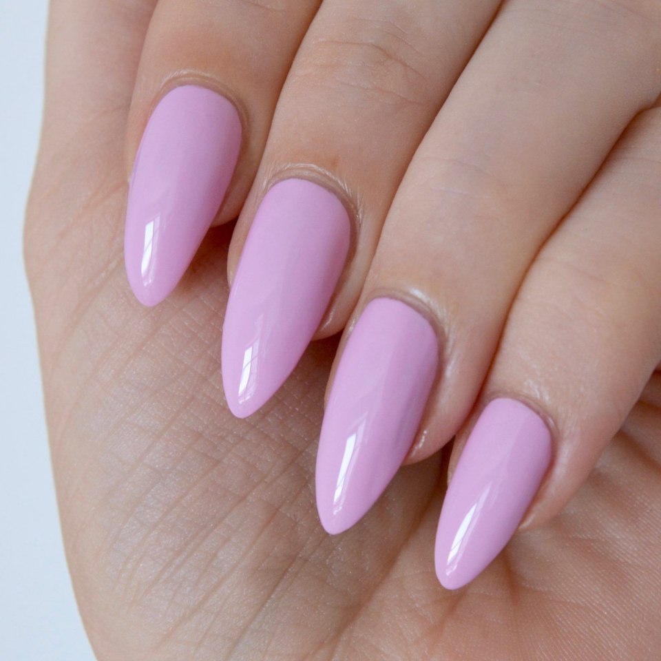 Ногти пастельные розово-сиреневые