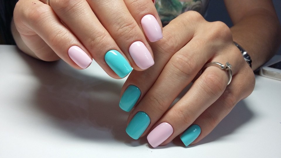 Маникюр в сиреневых тонах