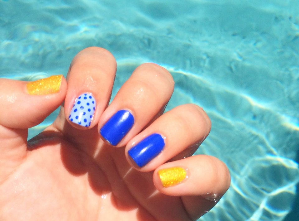 Маникюр морская тематика