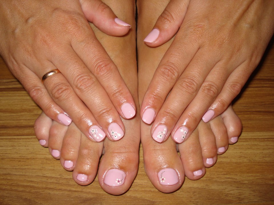 Очень короткие ногти на ногах