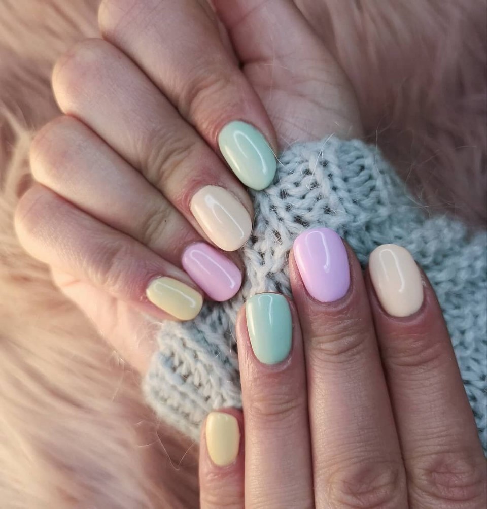 Ногти пастельные тона