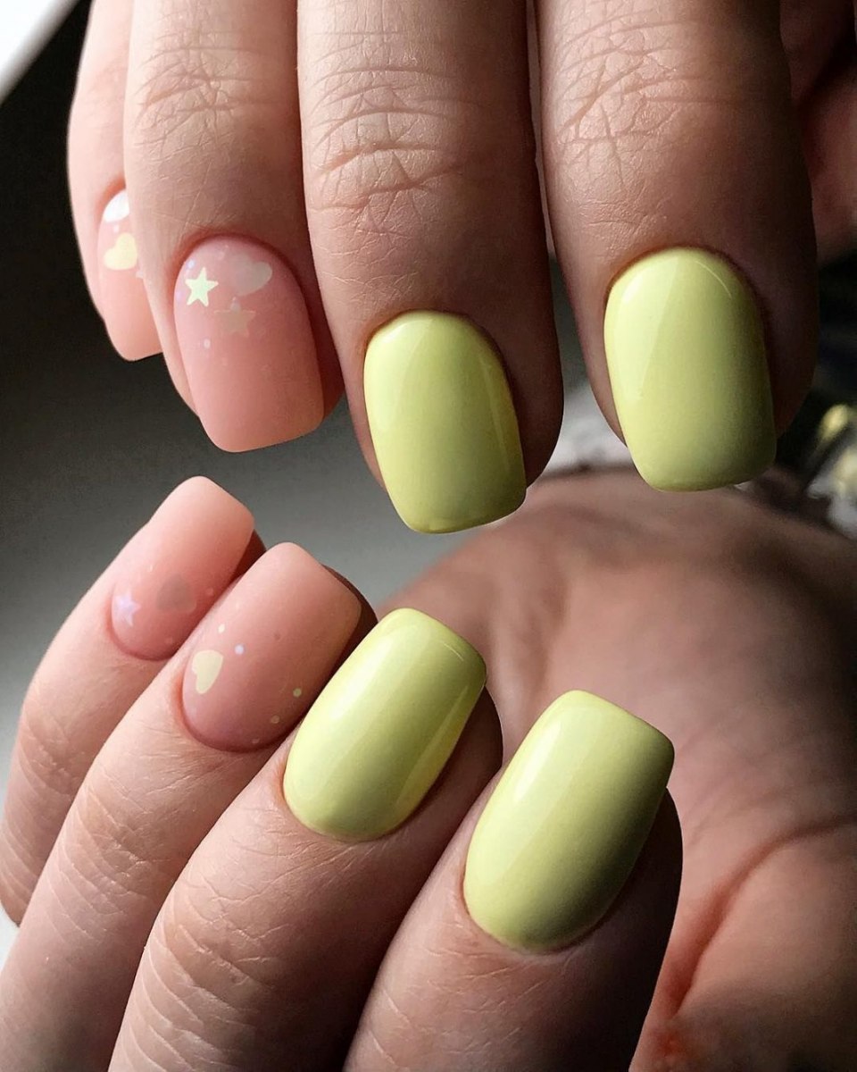 Маникюр 2021 лето пастельные тона