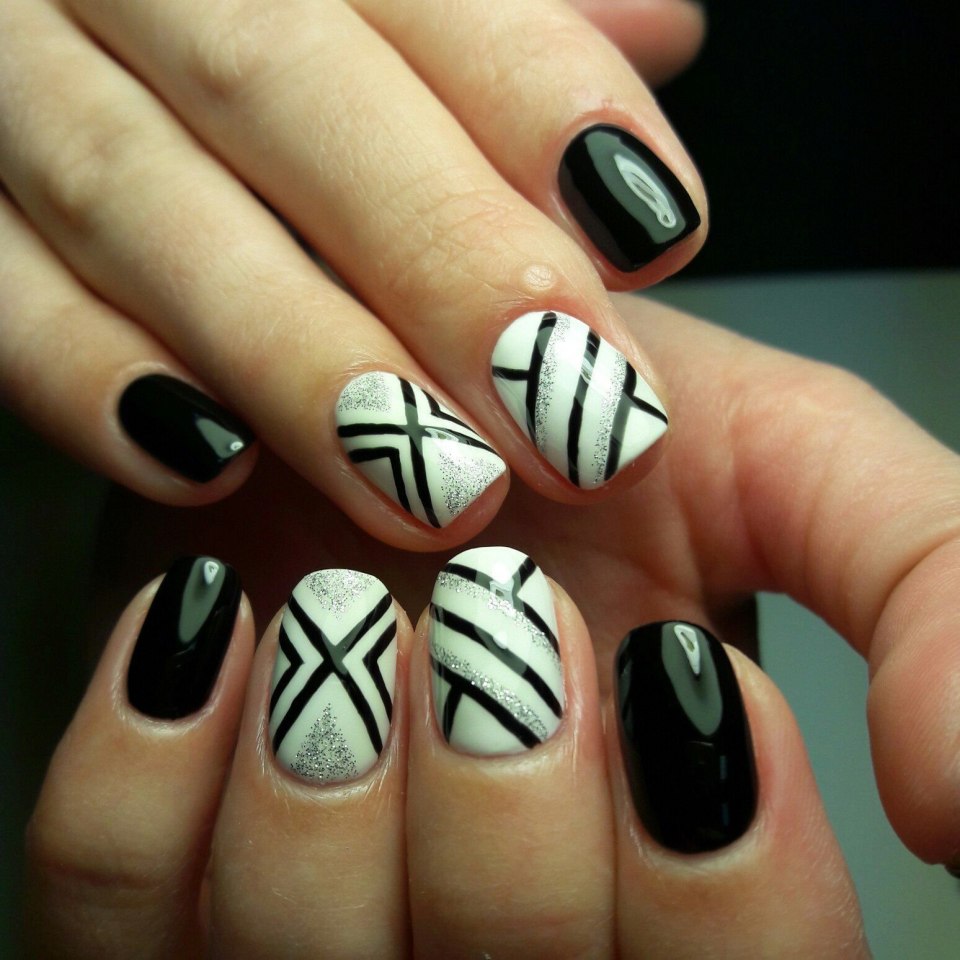 Геометрия на ногтях