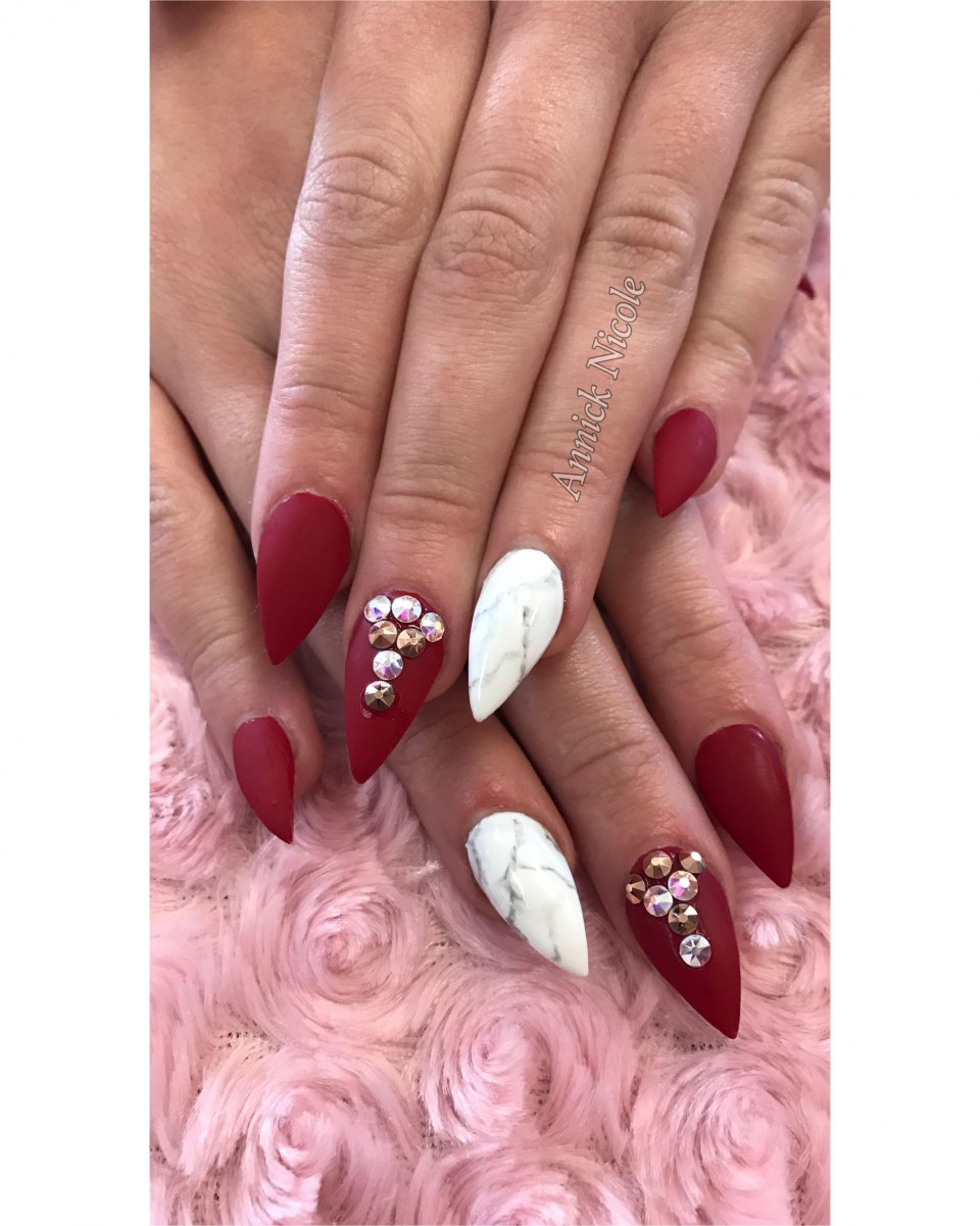 Свадебные ногти кружево