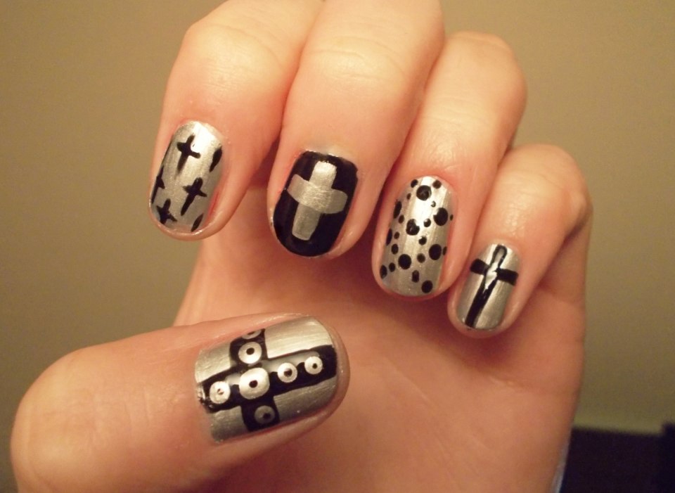 Мужской маникюр с рисунком