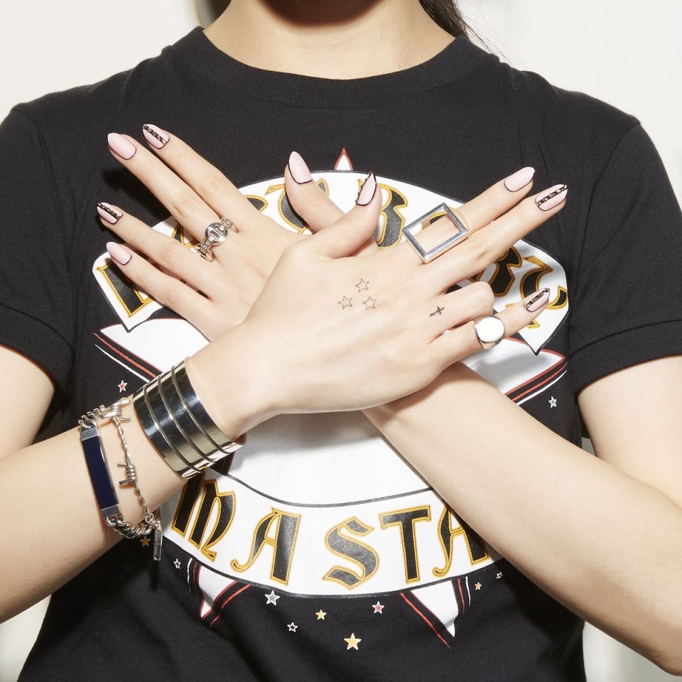 Мужской маникюр матовый