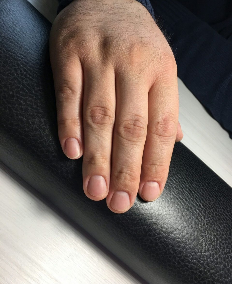 Крутой мужской маникюр