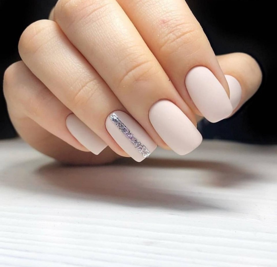 Маникюр база матовый