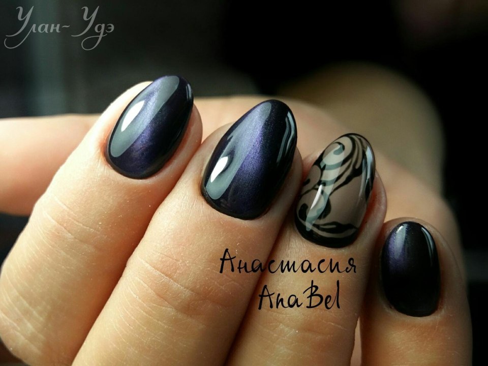 Маникюр с совой