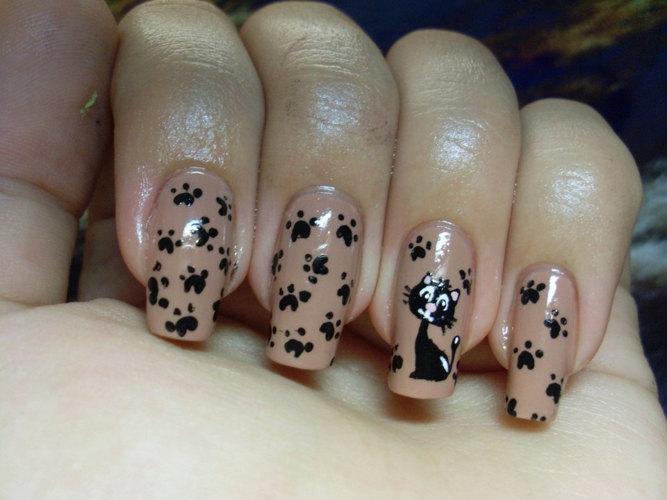 Ногти от 35и36 лет чёрные