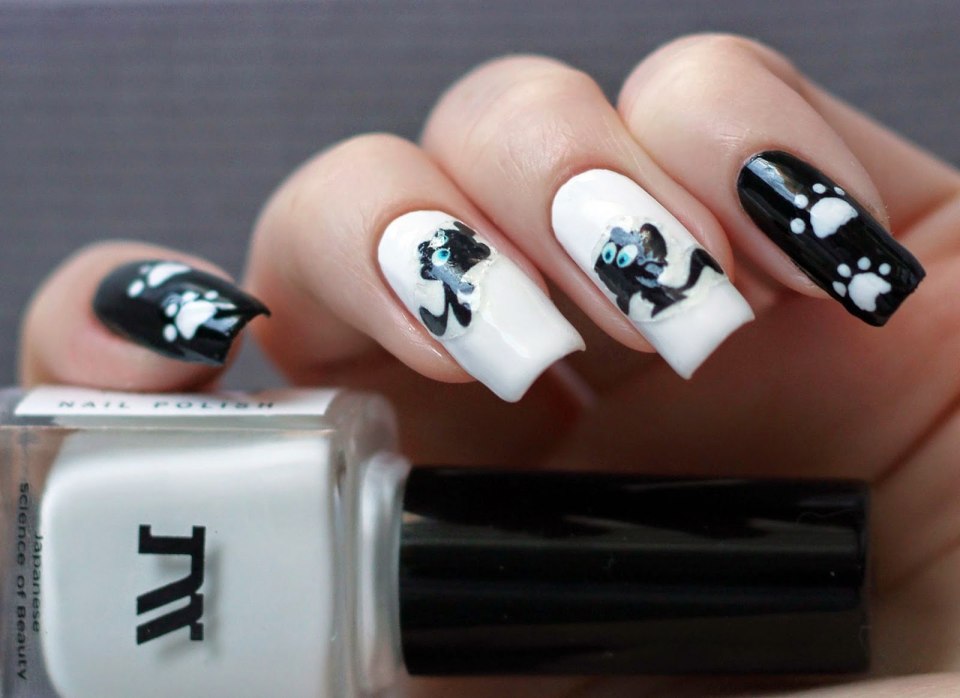 Кошка на ногтях рисунок