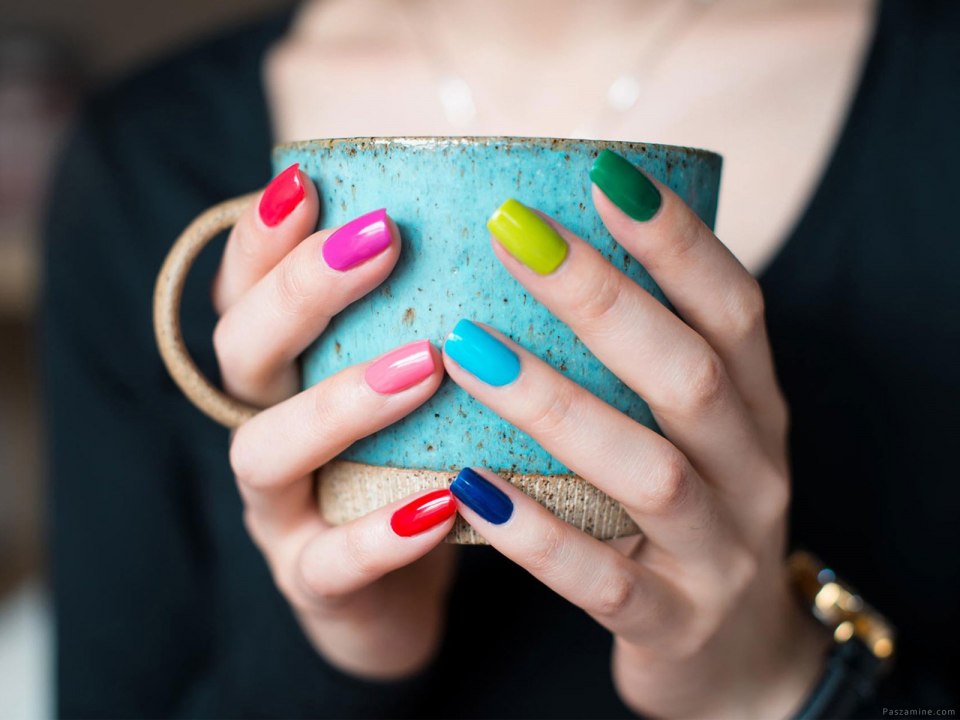 Маникюр разноцветные ногти пыльные цвета