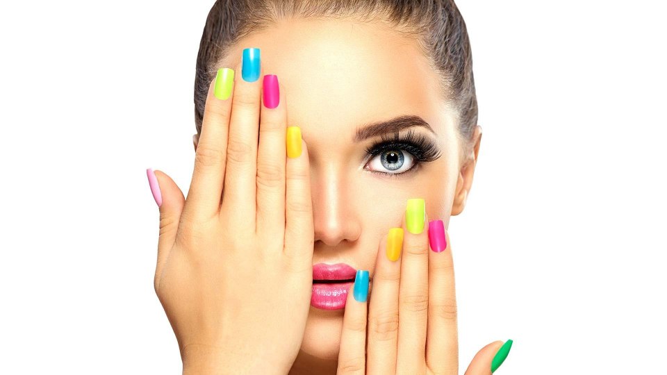 Маникюр одна рука