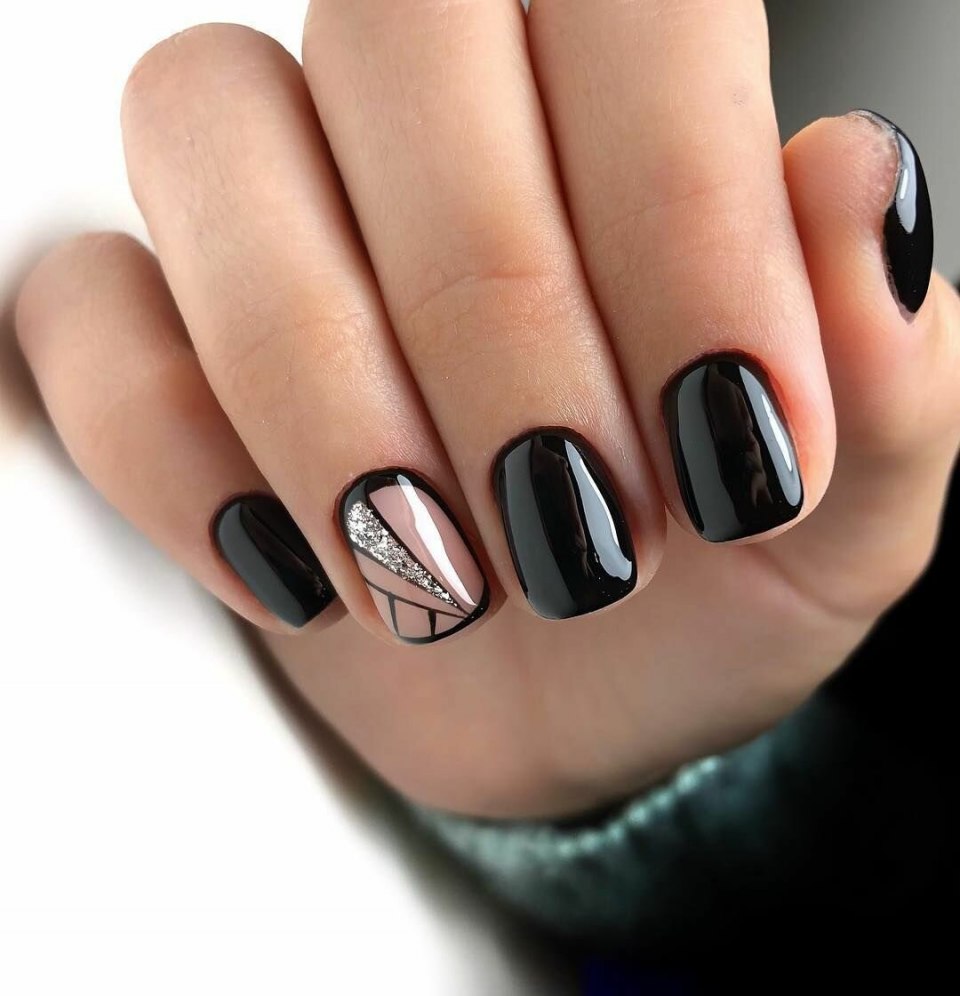 Маникюр на короткие ногти ту