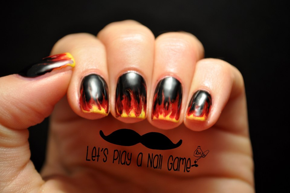 Ногти с огнем