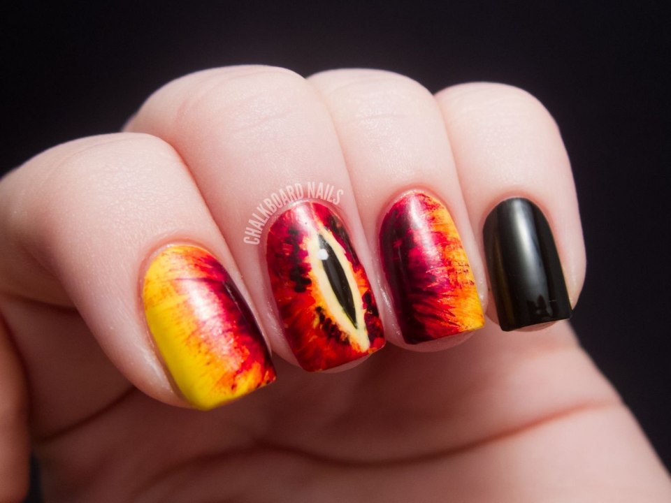 Маникюр пламя