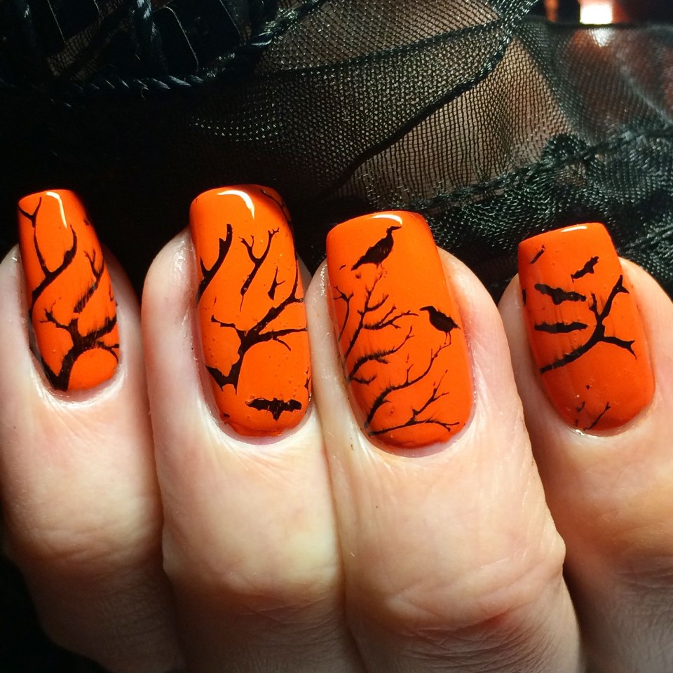 Ногти на Хэллоуин