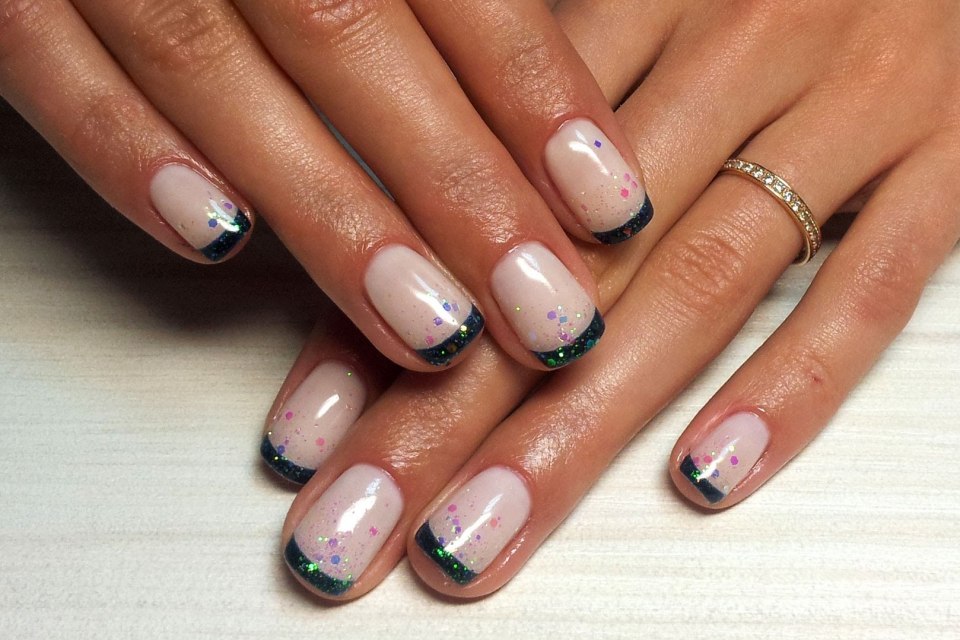 Френч маникюр