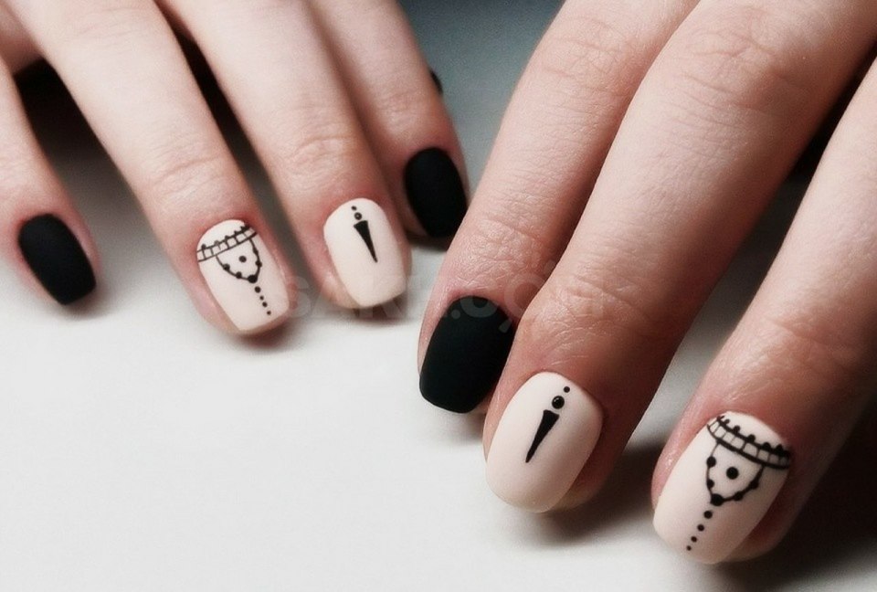 Мини рисунки на ногтях