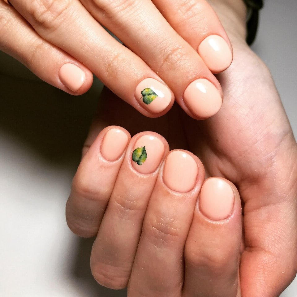 Маникюр воспитателя детского