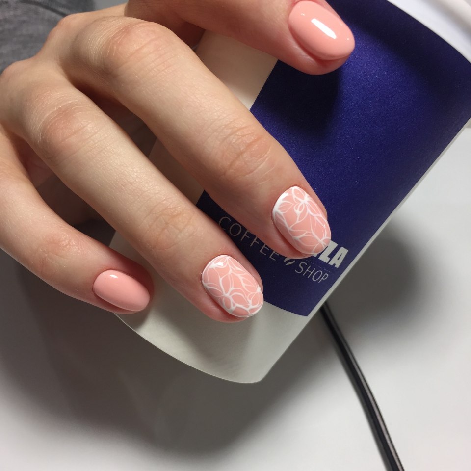 Выбрать рисунок на ногти для преподавателя