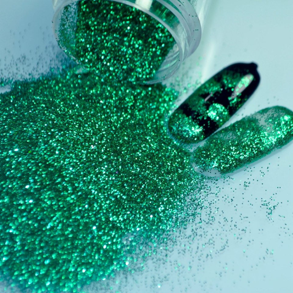 Зеленые блестки